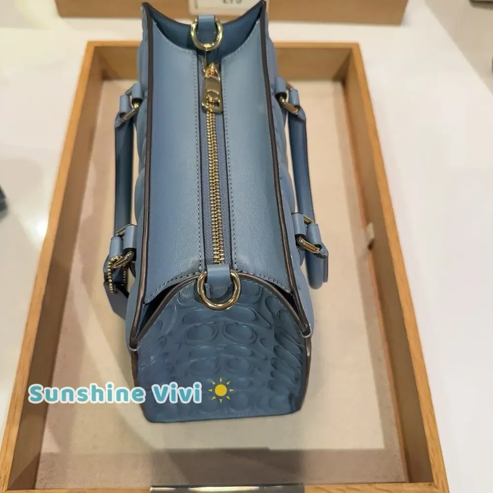 NWT Coach Maggie Small Tote Bag Signature CY670 smooth leather/Gold/Azure
